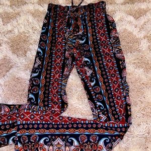 Fashion Nova stretch bell bottom pants